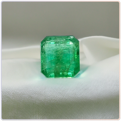 Emerald – Wisdom & Emotional Healing